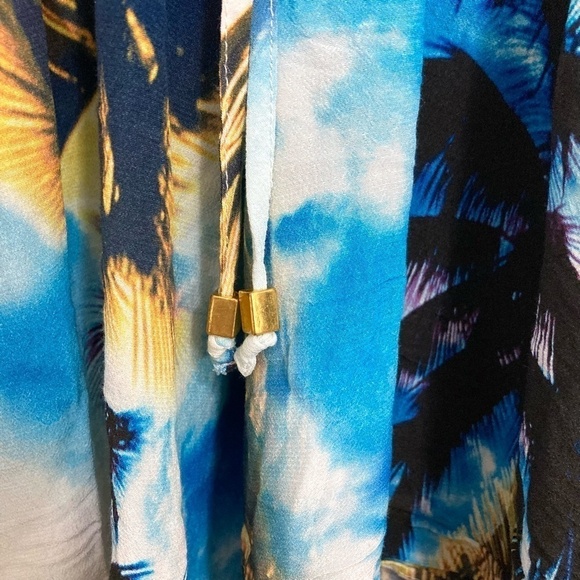 SUBOO Palm Print Open Back V-Neck Tropical Boho Playsuit Romper - Picture 7 of 13